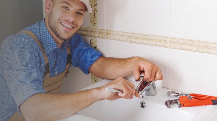 Professional bathroom faucet installation in Urbandale, IA